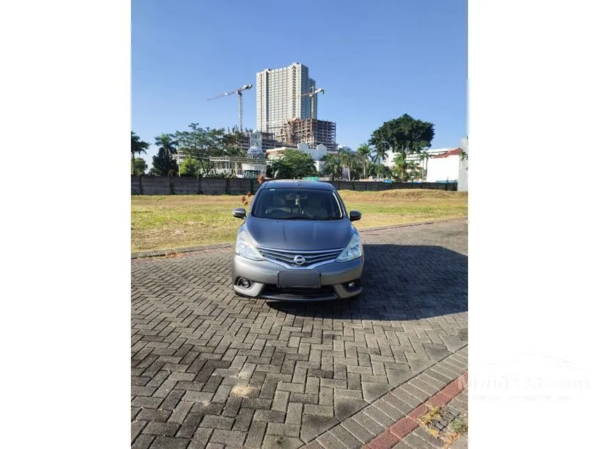 Jual Mobil Nissan Grand Livina 2016 XV 1.5 di Jawa Timur Automatic MPV Abu