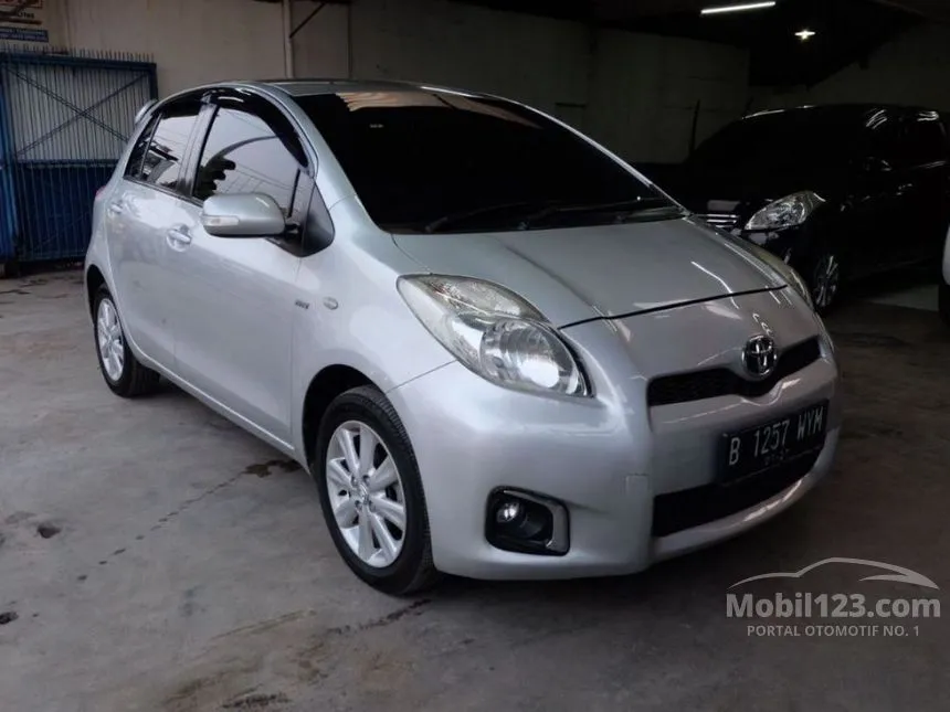 Jual Mobil Toyota Yaris 2013 J 1.5 di DKI Jakarta Automatic Silver Rp 118.000.000