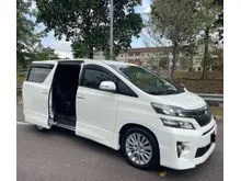 2013 Toyota Vellfire 2.4 Z Golden Eyes
