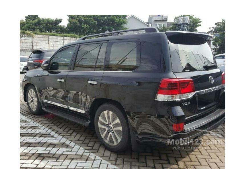 Jual Mobil Toyota Land Cruiser 2021  VX R 4 5 di DKI 