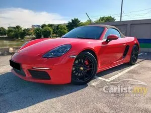 2019 Porsche 718 2.0 Boxster Convertible