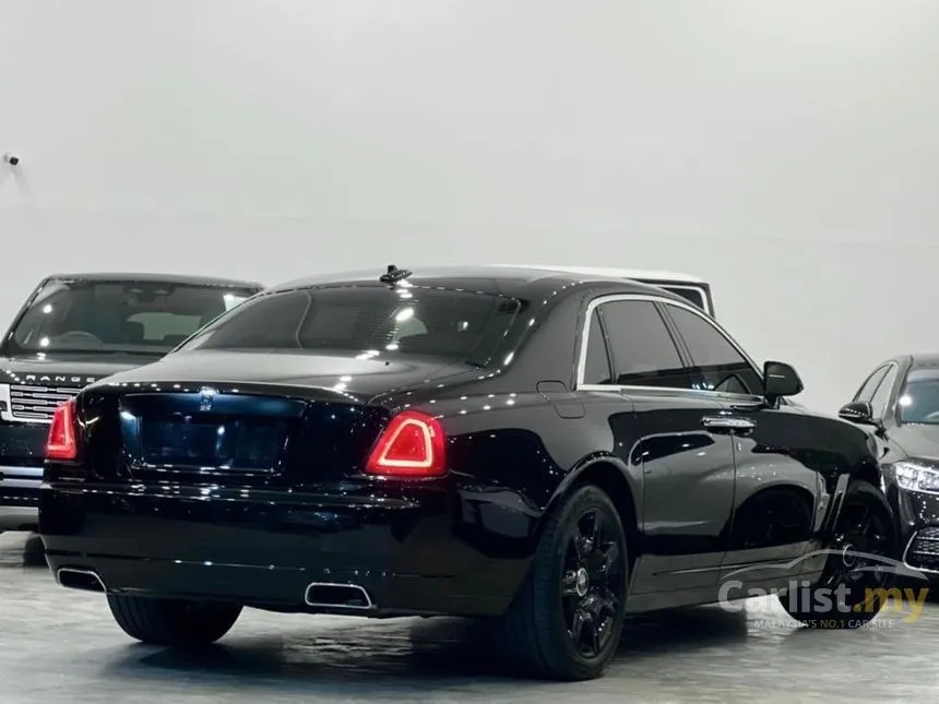 2014 Rolls-Royce Ghost Sedan