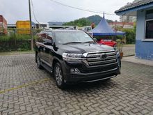 2018 Toyota Land Cruiser 4.6 ZX SUV -UNREG-