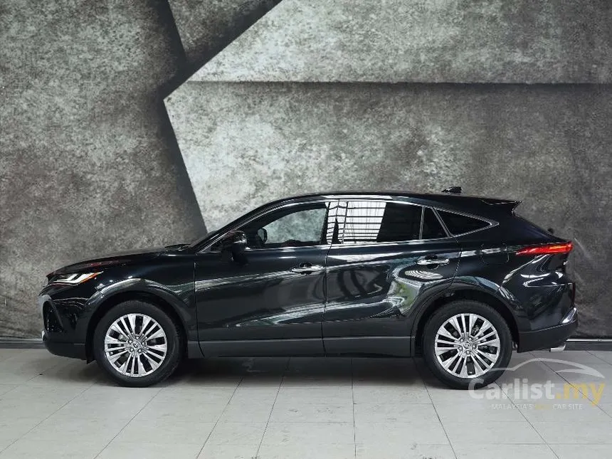2024 Toyota Harrier Z Leather Package Hybrid SUV