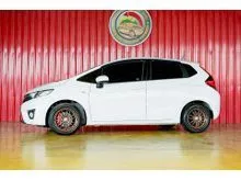 2016 Honda JAZZ 1.5 (ปี 14-22) S Hatchback