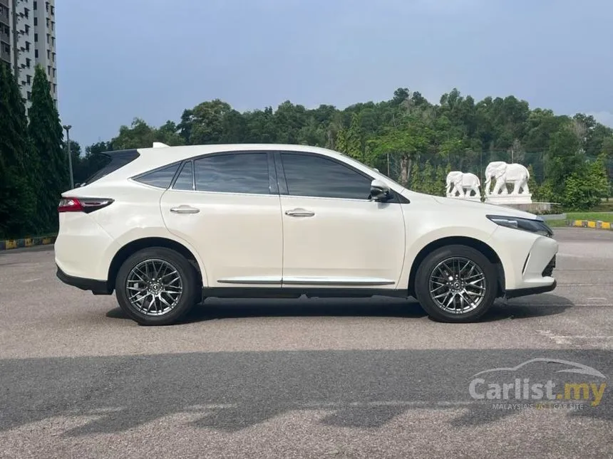 2019 Toyota Harrier Premium SUV