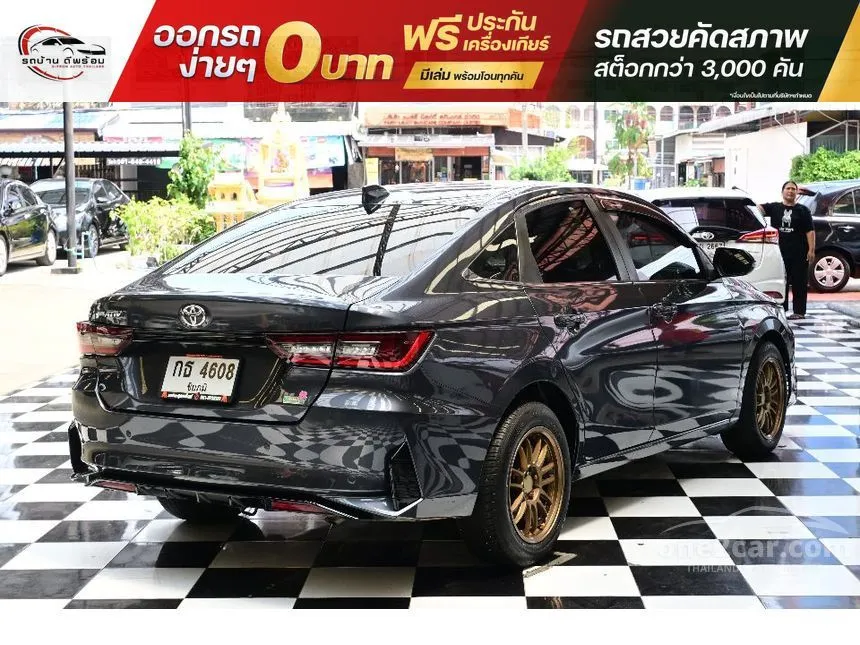 2022 Toyota Yaris Ativ Premium Luxury Sedan