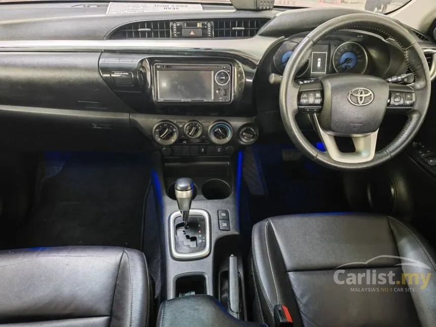 2017 Toyota Hilux G Pickup Truck