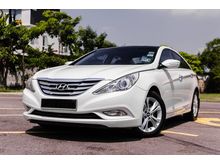 (HIGHEST SPEC)(SAVE Rm9K)(CAR KING) 2011 Hyundai Sonata 2.0 GLS Full Spec PanoramicRoof Pust Start Leather Electric Seat Full Service Record 1 Owner