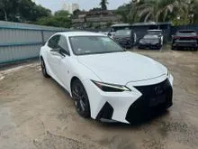 LEXUS IS300 2.0 F SPORT * 2023 * JAPAN SPEC * RED INTERIOR * REVERSE CAMERA * BLIND SPOT MONITORING * F SPORT BRAKE CALIPER *