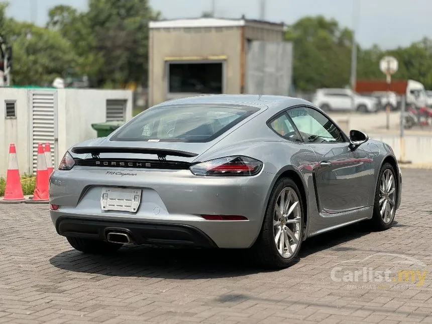 2022 Porsche 718 Cayman Coupe
