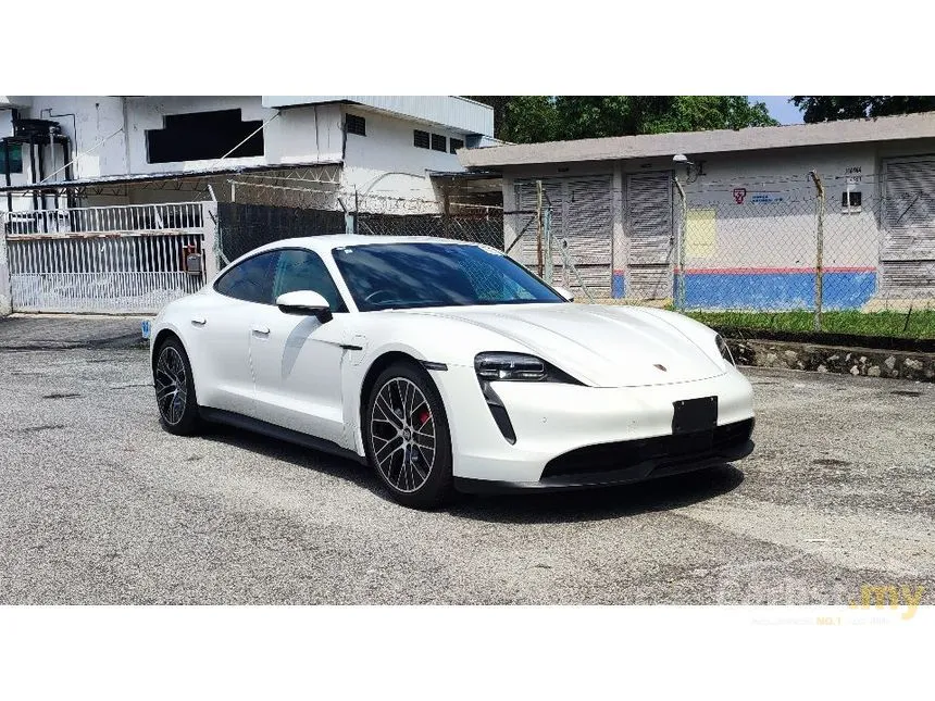 2024 Porsche Taycan 4S Sedan