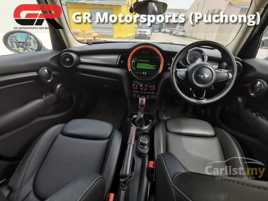 2018 MINI Cooper 5 Door Hatchback