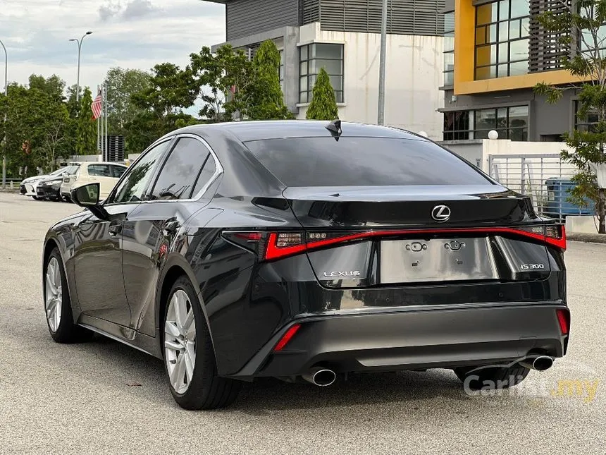 2021 Lexus IS300 Luxury Sedan