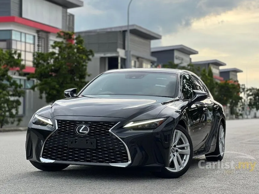 2021 Lexus IS300 Luxury Sedan