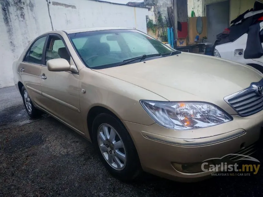 2002 Toyota Camry V Sedan