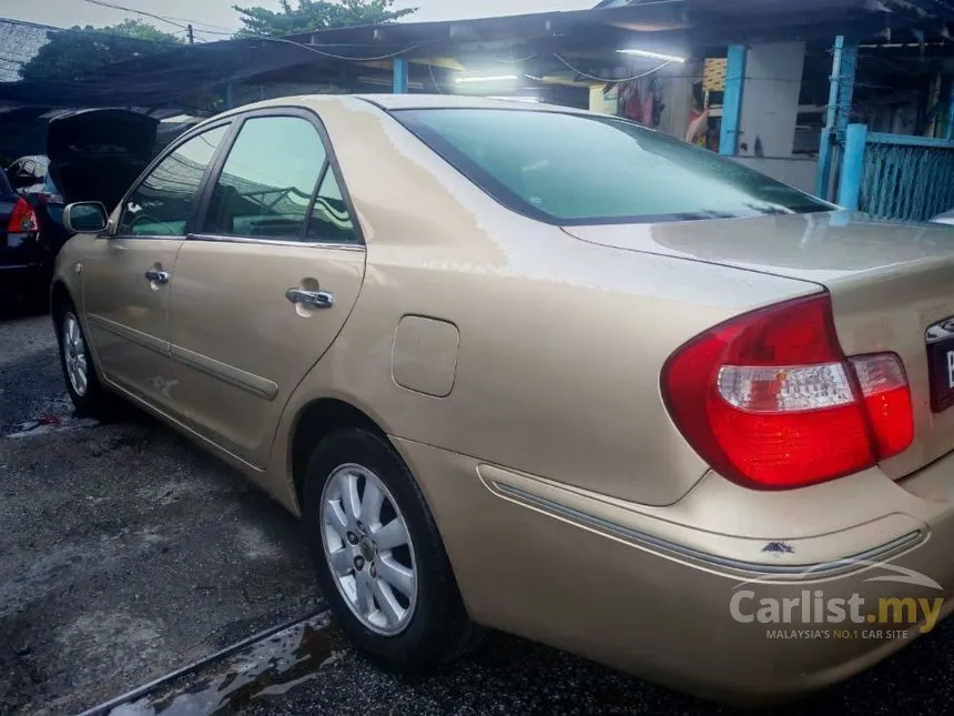 2002 Toyota Camry V Sedan