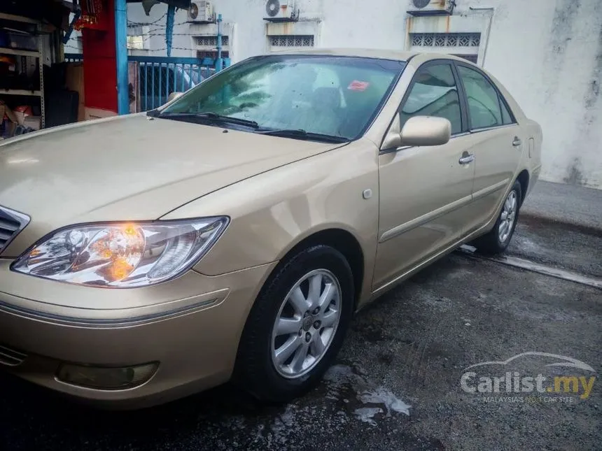 2002 Toyota Camry V Sedan