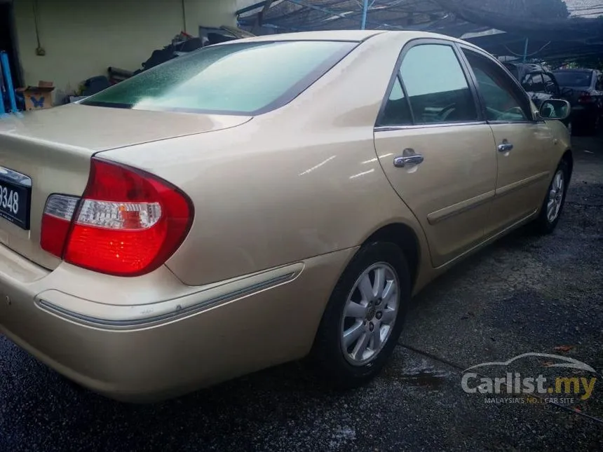 2002 Toyota Camry V Sedan