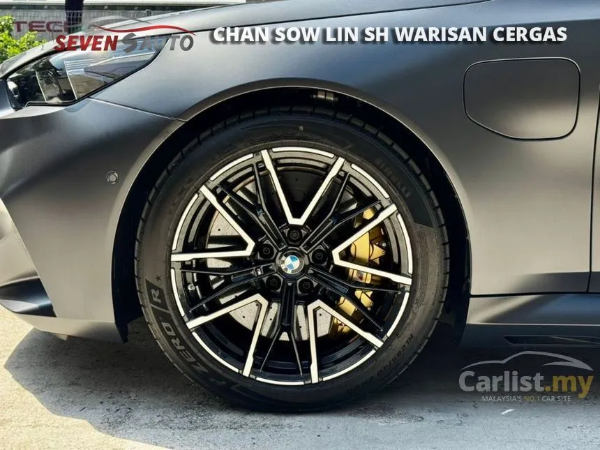 2025 BMW M5 Sedan