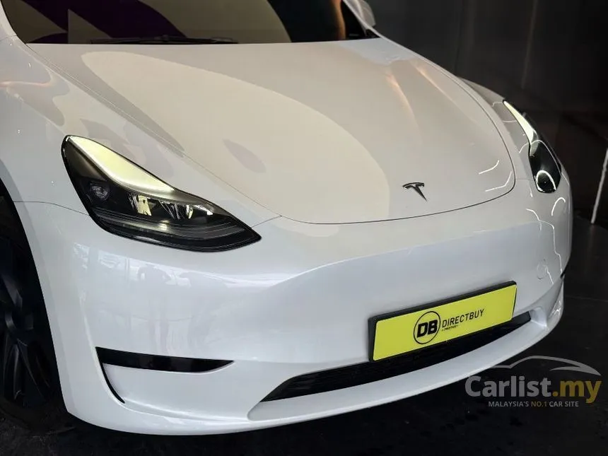 2024 TESLA Model Y Standard Range SUV