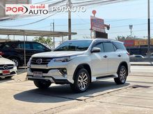 2018 Toyota Fortuner 2.4 (ปี 15-18) V SUV AT