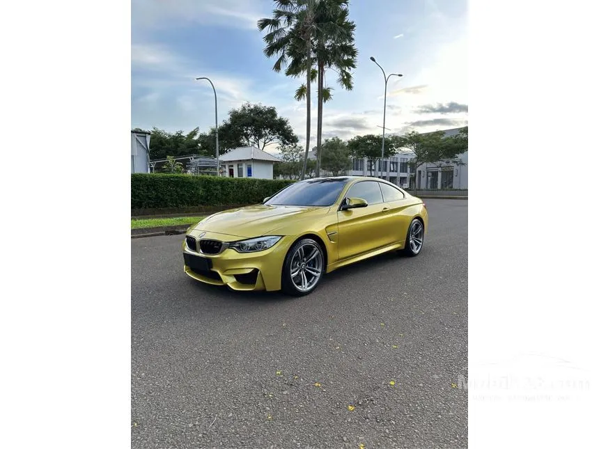 Jual Mobil BMW M4 2014 3.0 di DKI Jakarta Automatic Coupe Kuning Rp 1.575.000.000