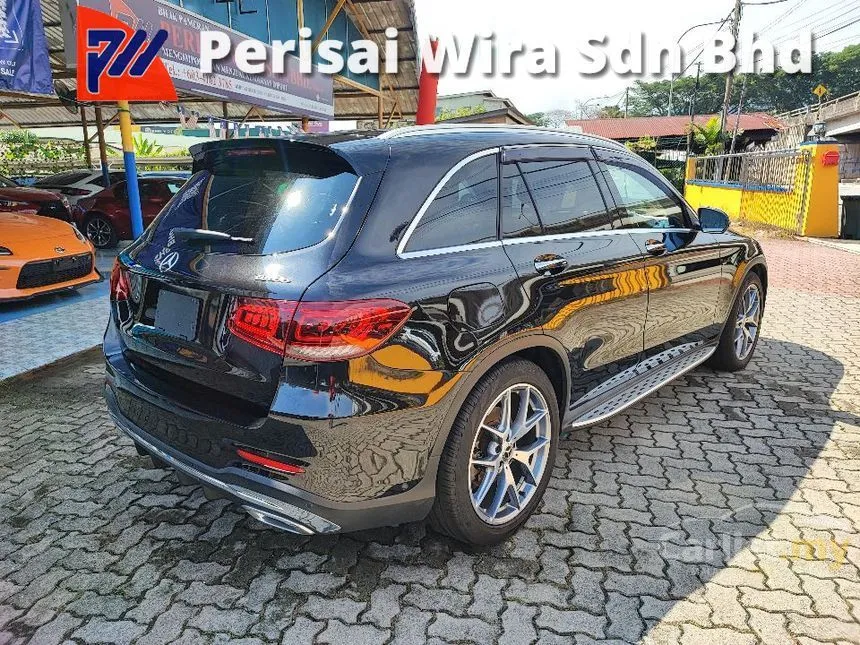 2021 Mercedes-Benz GLC300 4MATIC AMG Line SUV