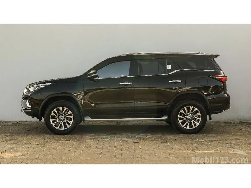 2021 Toyota Fortuner VRZ 4X2 SUV