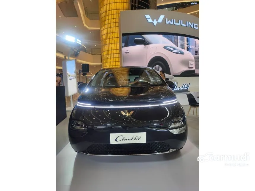 2024 Wuling Cloud EV EV Hatchback