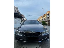 2013 BMW 320i 2.0 Sport Line Sedan