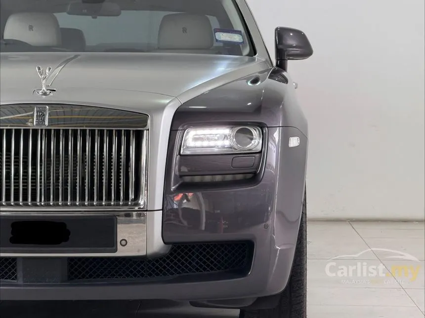 2013 Rolls-Royce Ghost Sedan