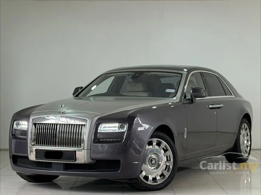 2013 Rolls-Royce Ghost Sedan