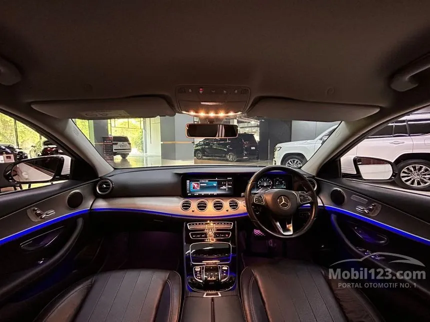 2017 Mercedes-Benz E250 Avantgarde CKD Sedan