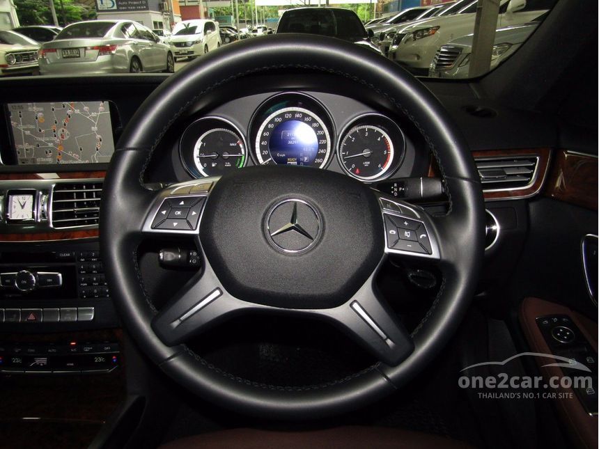 Mercedes-Benz E300 2015 BLUETEC HYBRID 2.1 in กรุงเทพและ ...
