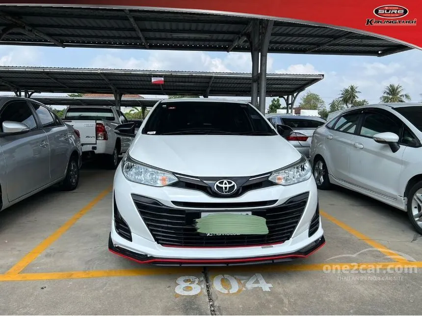 2020 Toyota Yaris Ativ Mid Sedan