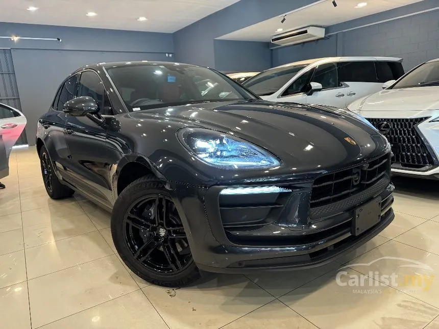 2022 Porsche Macan SUV