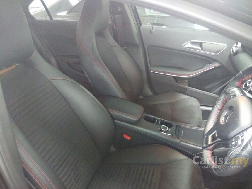 Mercedes Benz A180 2017 1 6 In Kuala Lumpur Automatic Hatchback 2017 Unreg Mercedes Benz A180 1 6t Amg An Spec Collision Prevention Ist Plus