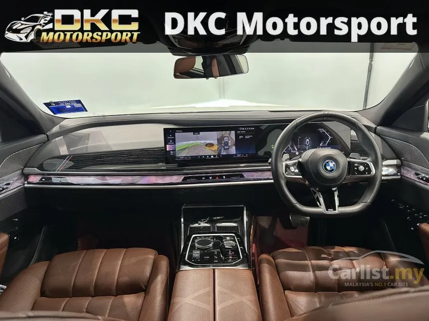 2023 BMW 750e xDrive Pure Excellence Sedan