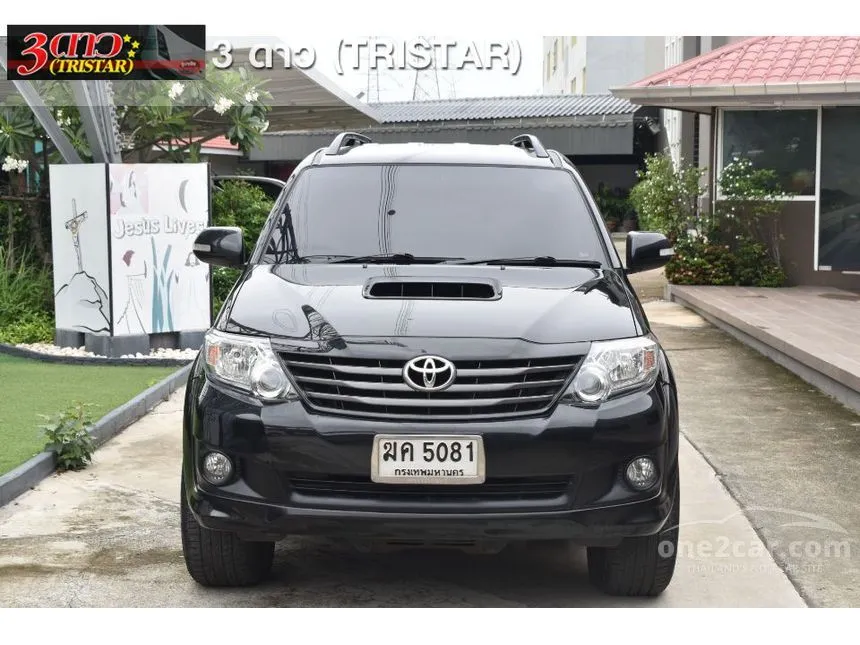 2013 Toyota FORTUNER V SUV