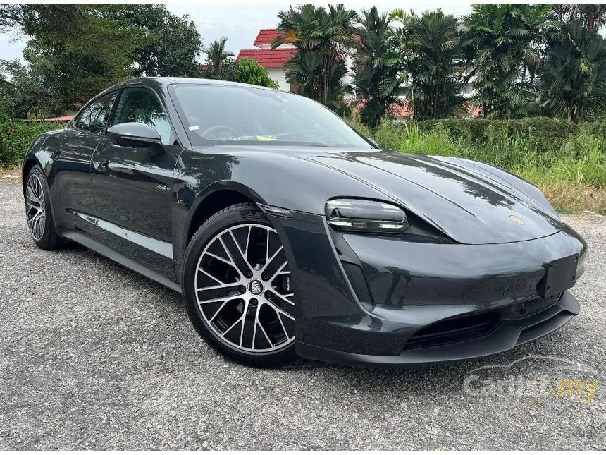 2022 Porsche Taycan 4 Cross Turismo Wagon