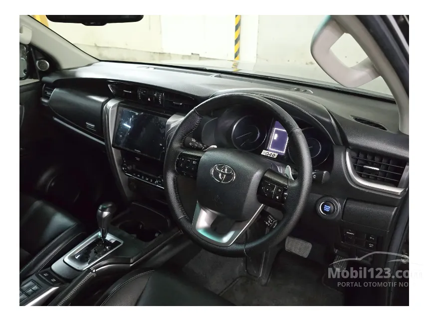 2021 Toyota Fortuner VRZ 4X2 SUV