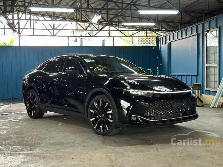 2023 Toyota Crown RS Advance Sedan