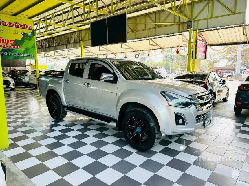 2016 Isuzu D-MAX Hi-Lander Z-Prestige Cab-4 Pickup