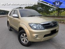 Toyota Fortuner 2.7 V (A) SUV LEATHER SEAT CAR KING CONDITION