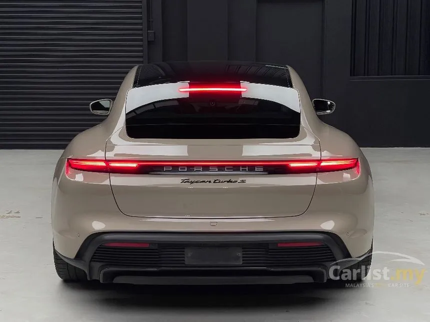 2021 Porsche Taycan Turbo S Sedan