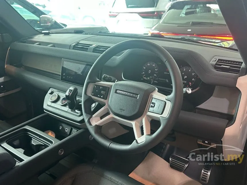 2023 Land Rover Defender 90 P300 SE SUV