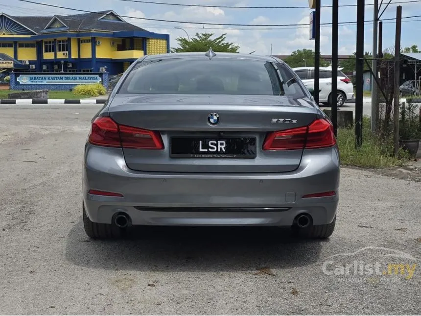2018 BMW 530e Sport Line iPerformance Sedan