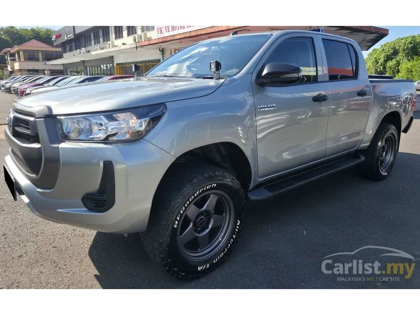 2024 Toyota Hilux E Dual Cab Pickup