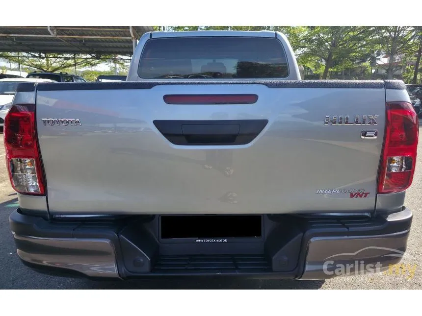 2024 Toyota Hilux E Dual Cab Pickup